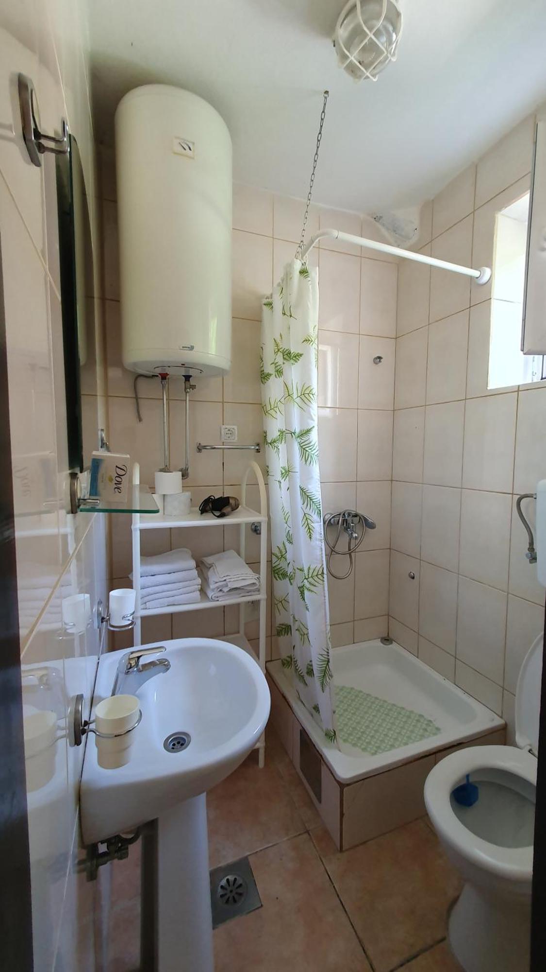 Apartments Ognjenovic リサン エクステリア 写真